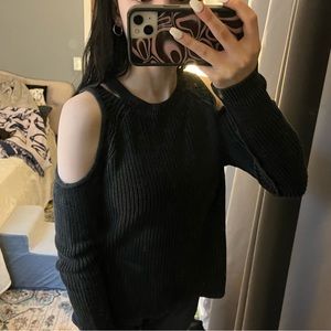 Hollister Open shoulder Sweater